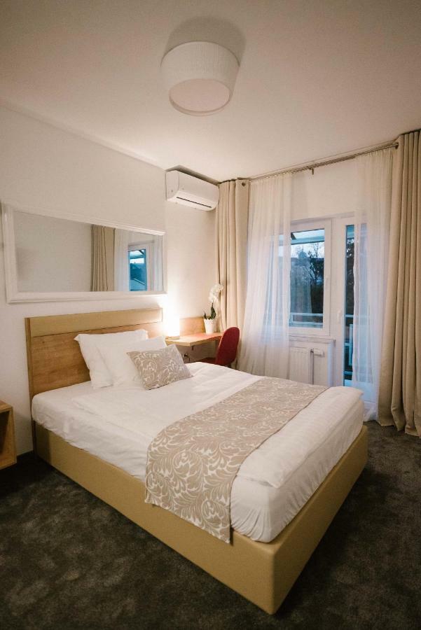 2I Rooms Ðakovo Zewnętrze zdjęcie