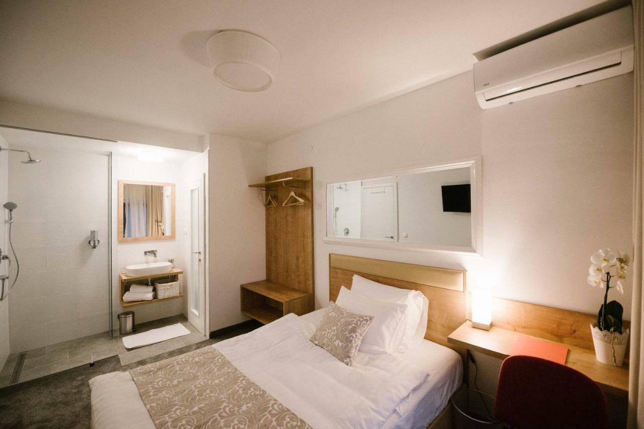 2I Rooms Ðakovo Zewnętrze zdjęcie