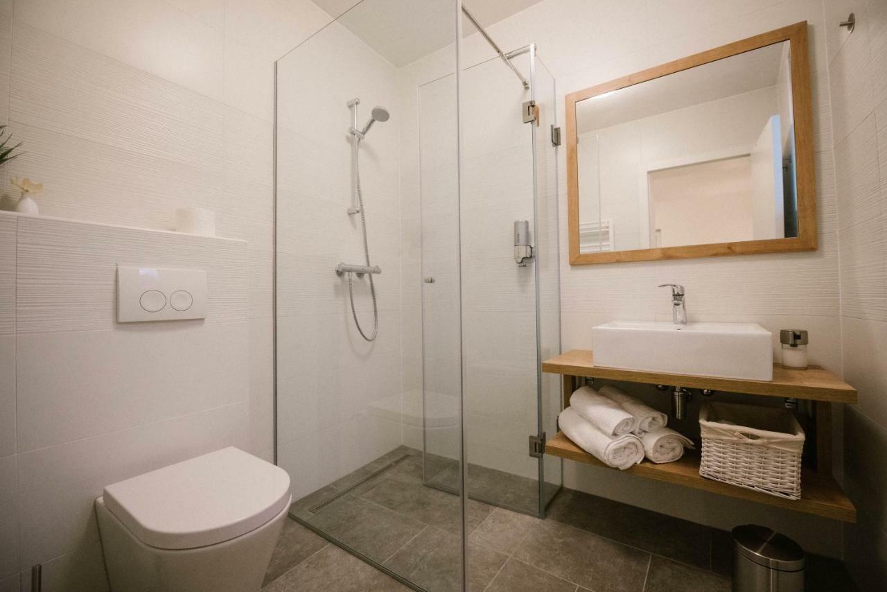 2I Rooms Ðakovo Zewnętrze zdjęcie