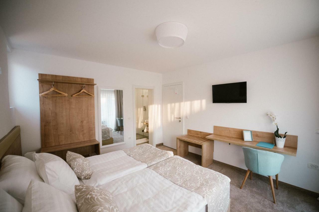 2I Rooms Ðakovo Zewnętrze zdjęcie