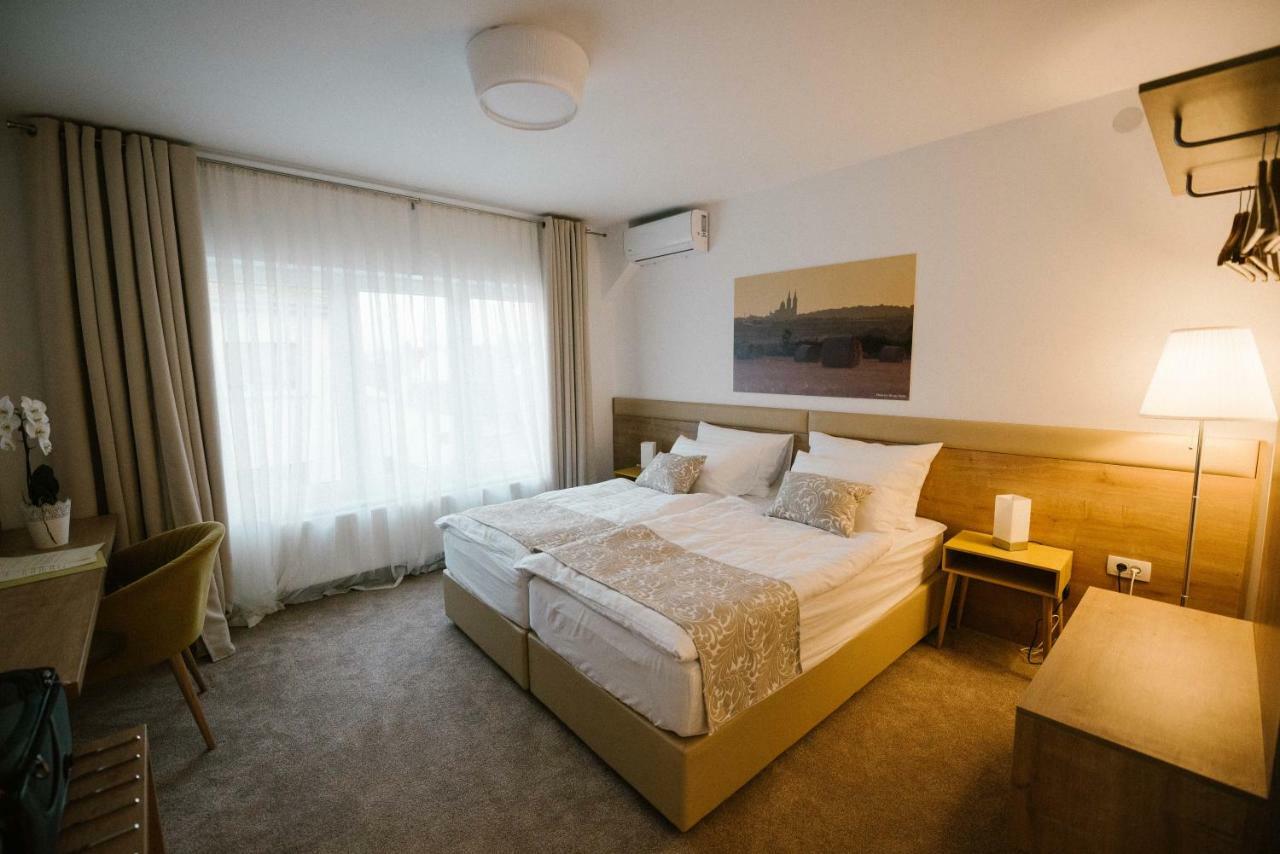 2I Rooms Ðakovo Zewnętrze zdjęcie